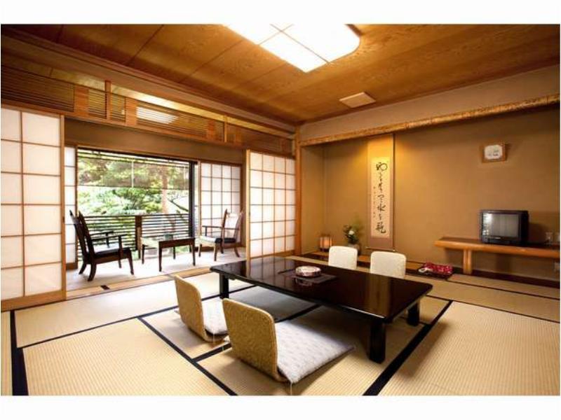 Atami Onsen Yamaki Ryokan Exterior foto